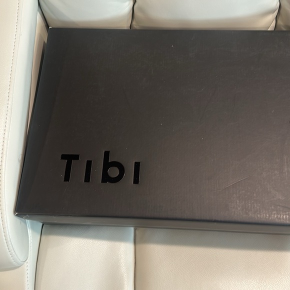 Tibi tall leather boots size 39 1/2 - Picture 5 of 6